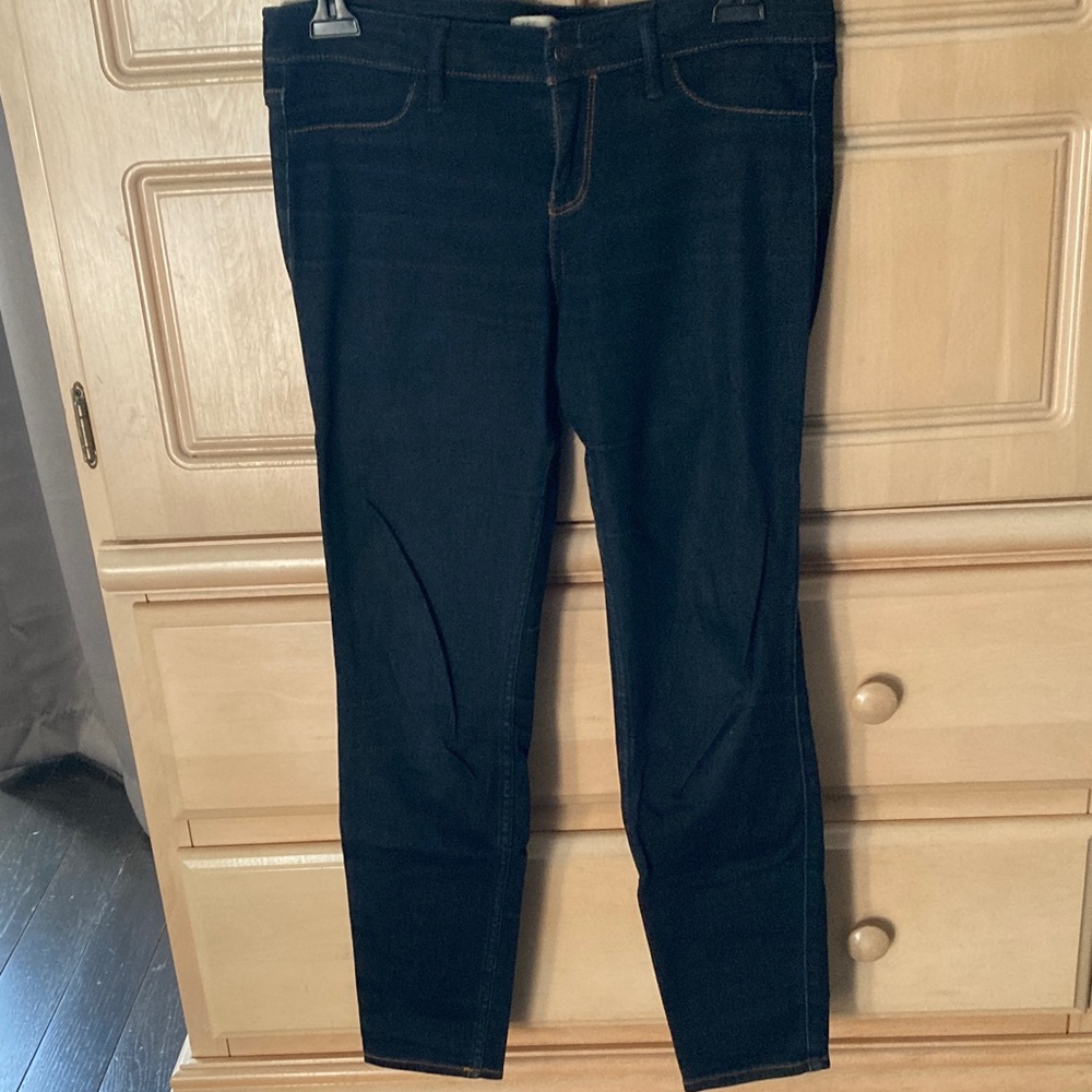 Hollister Stretch Jeans size 5S